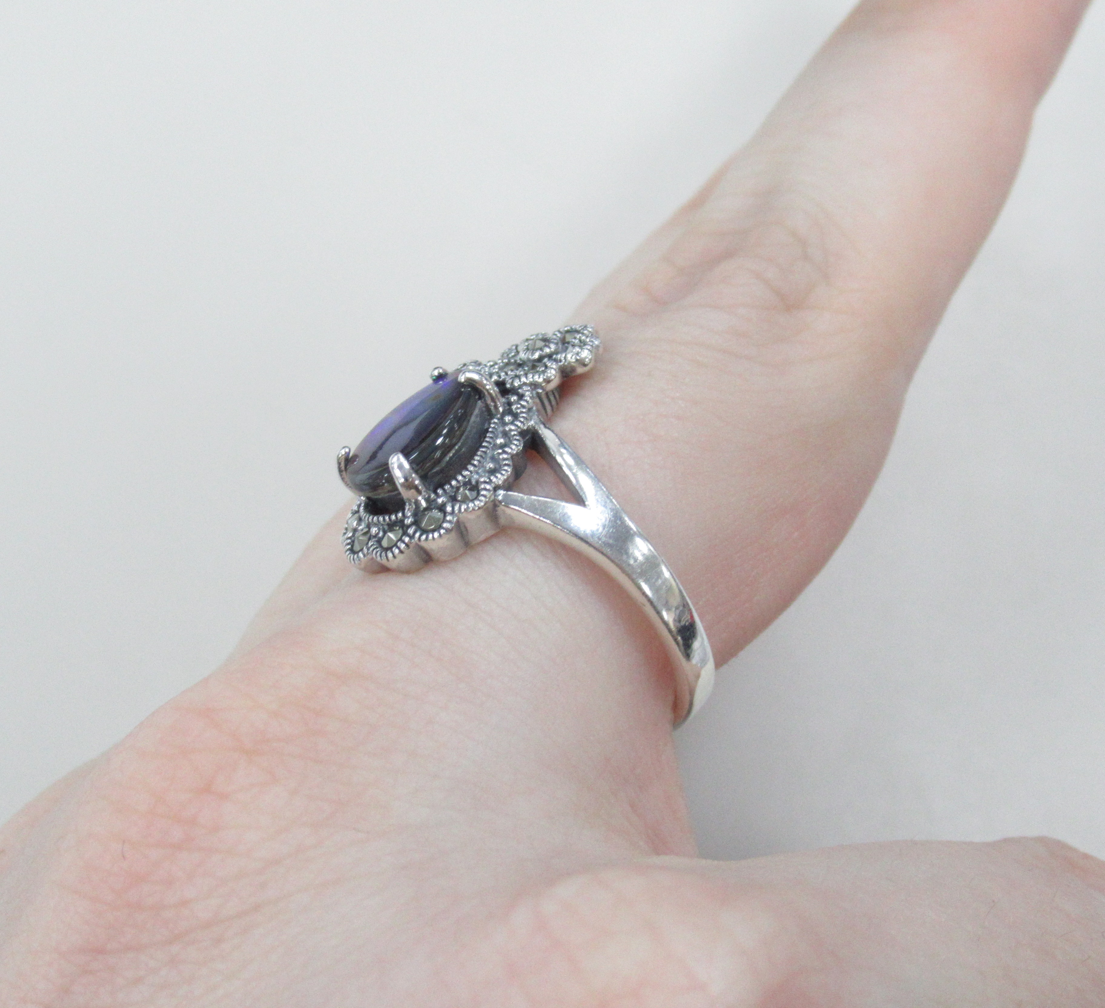 Серебряное кольцо с перламутром абалон